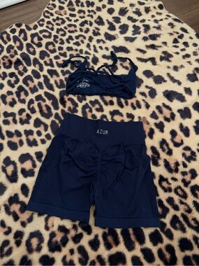 AZUR Women's Black Active Shorts & Sports Bra Set